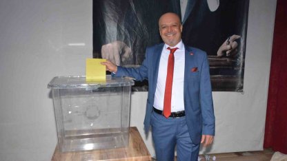 Akhisar’da mevcut başkan 1 oy farkla kazandı