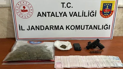 Alanya’da jandarmadan uyuşturucu operasyonu
