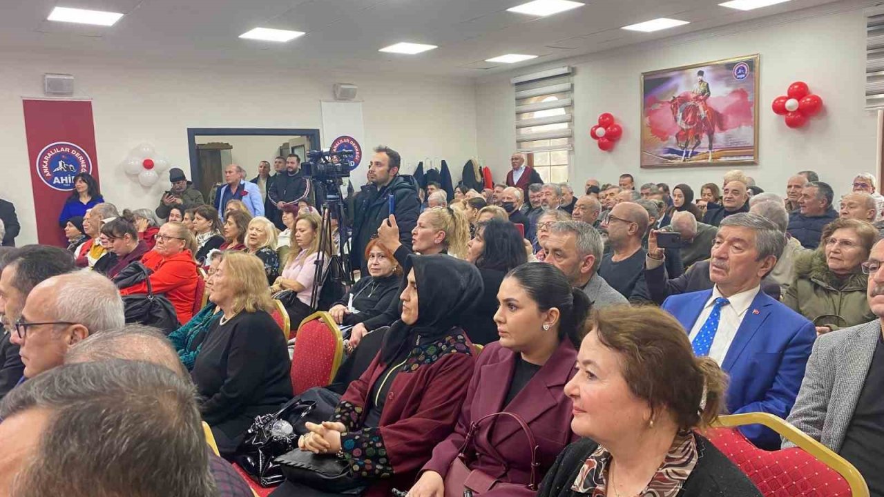 Ankaralılar Türk sanat müziği konserinde bir araya geldi