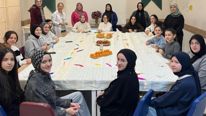 Anne ve çocuklar birlikte üretti