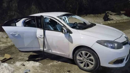 Araç içerisinde patlama: 3 yaralı