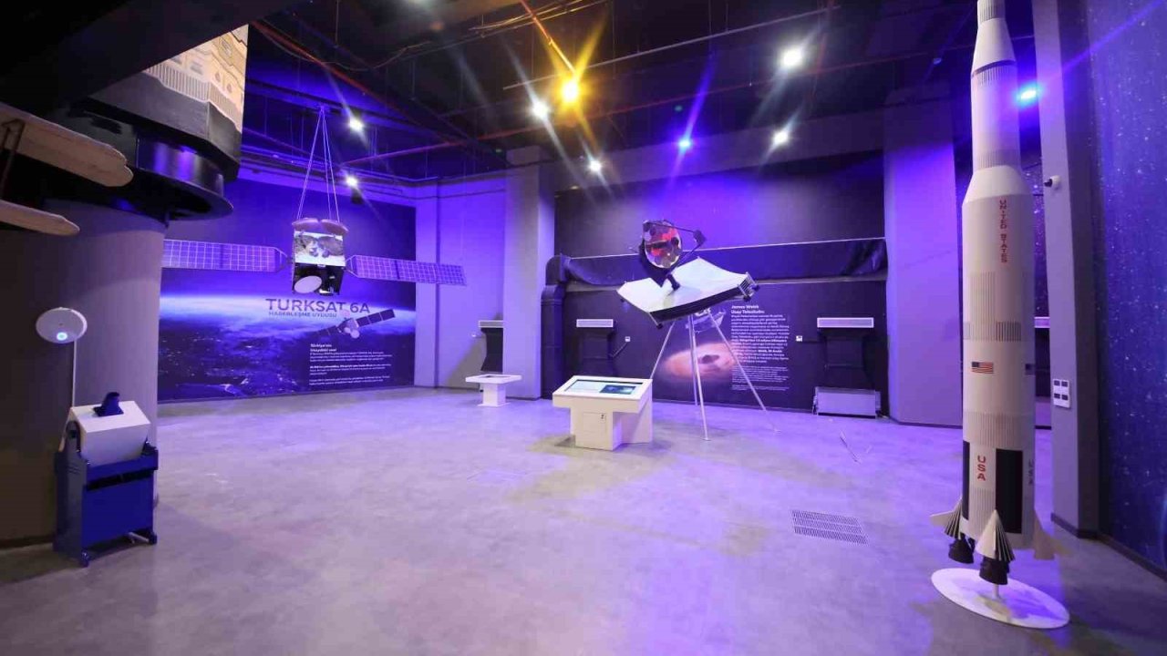 Atatürk Bilim Merkezi bilim tutkunlarının buluşma noktası oldu