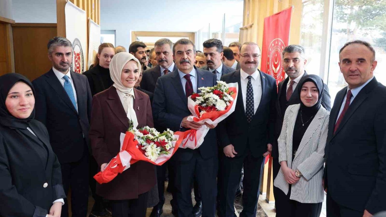 Atatürk Üniversitesi’nden örnek misafirperverlik