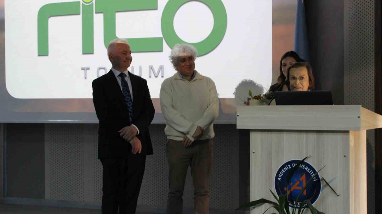 AÜ Ziraat Fakültesi 225 öğrencisini uygulamalı eğitim için sahaya uğurladı