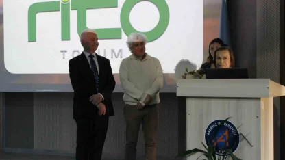 AÜ Ziraat Fakültesi 225 öğrencisini uygulamalı eğitim için sahaya uğurladı