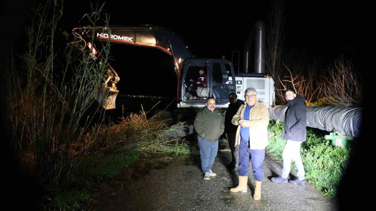 Aydın’da Emirdoğan Çayı taştı