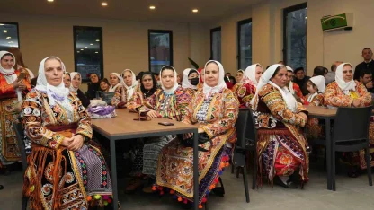 Bakan Ersoy: "Bu millet can cana, gönül gönüle verdikçe geleceğimiz güçlü ve aydınlık olacaktır"