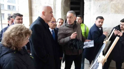 Bakan Ersoy, Malatya’da onarımı süren kültür varlıklarını inceledi