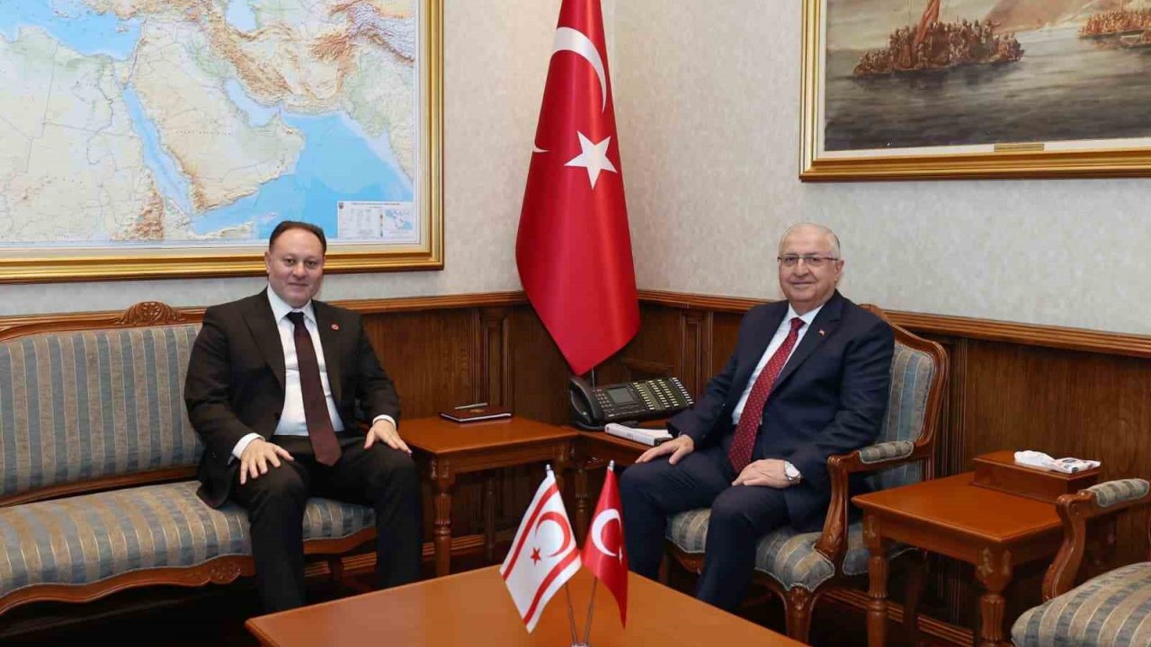 Bakan Güler, KKTC Meclis Başkanı Öztürkler ile görüştü