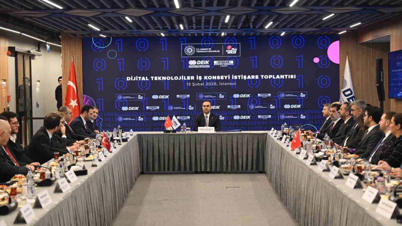 Bakan Kacır: "Teknoloji ekosistemimizin küresel rekabet gücünü yükseltmeye devam edeceğiz"