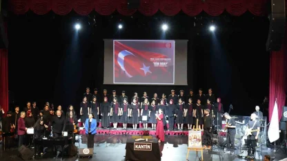 Bakan Tekin: "Geçmişine bağlı, gelecekten ümitli gençler yetiştirmek istiyoruz"