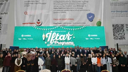 Bakan Uraloğlu: "15 yaşından küçük çocuklar sosyal paylaşım sitelerinde hesap açamayacak"