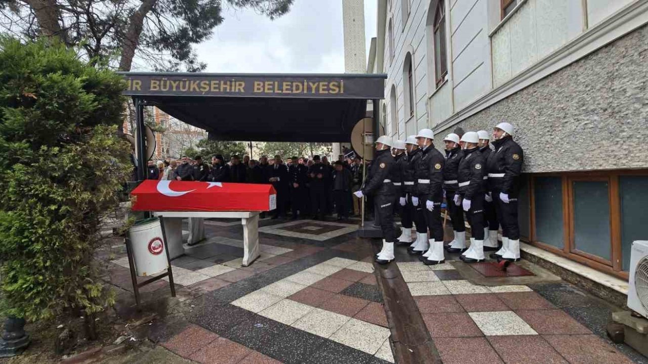 Bandırma’da görevli Polis Memuru Murat Saçan son yolculuğuna uğurlandı