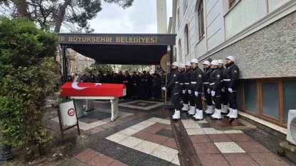 Bandırma’da görevli Polis Memuru Murat Saçan son yolculuğuna uğurlandı