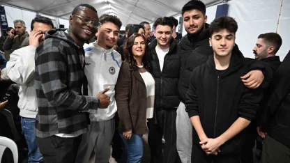 Başkan Çerçioğlu, iftar sofrasında vatandaşlarla buluştu