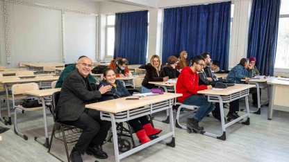 Başkan Er: "En büyük yatırımı gençlik ve spora yapıyoruz"