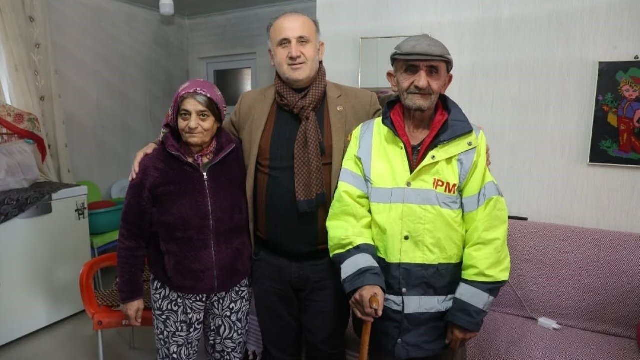 Başkan Kaya, Gül çiftine kayıtsız kalmadı