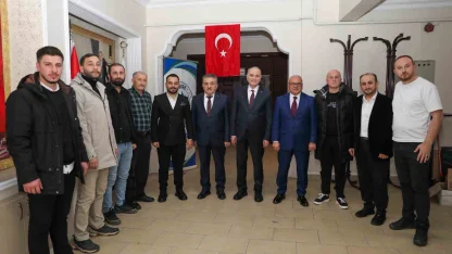 Başkan Özlü: "Esnaf odalarımız, en yakın iş birliği kurumlarımızdır"