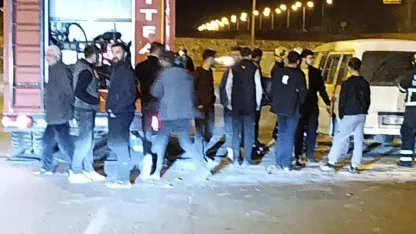 Batman’da seyir halindeki hafif ticari araçta yangın çıktı