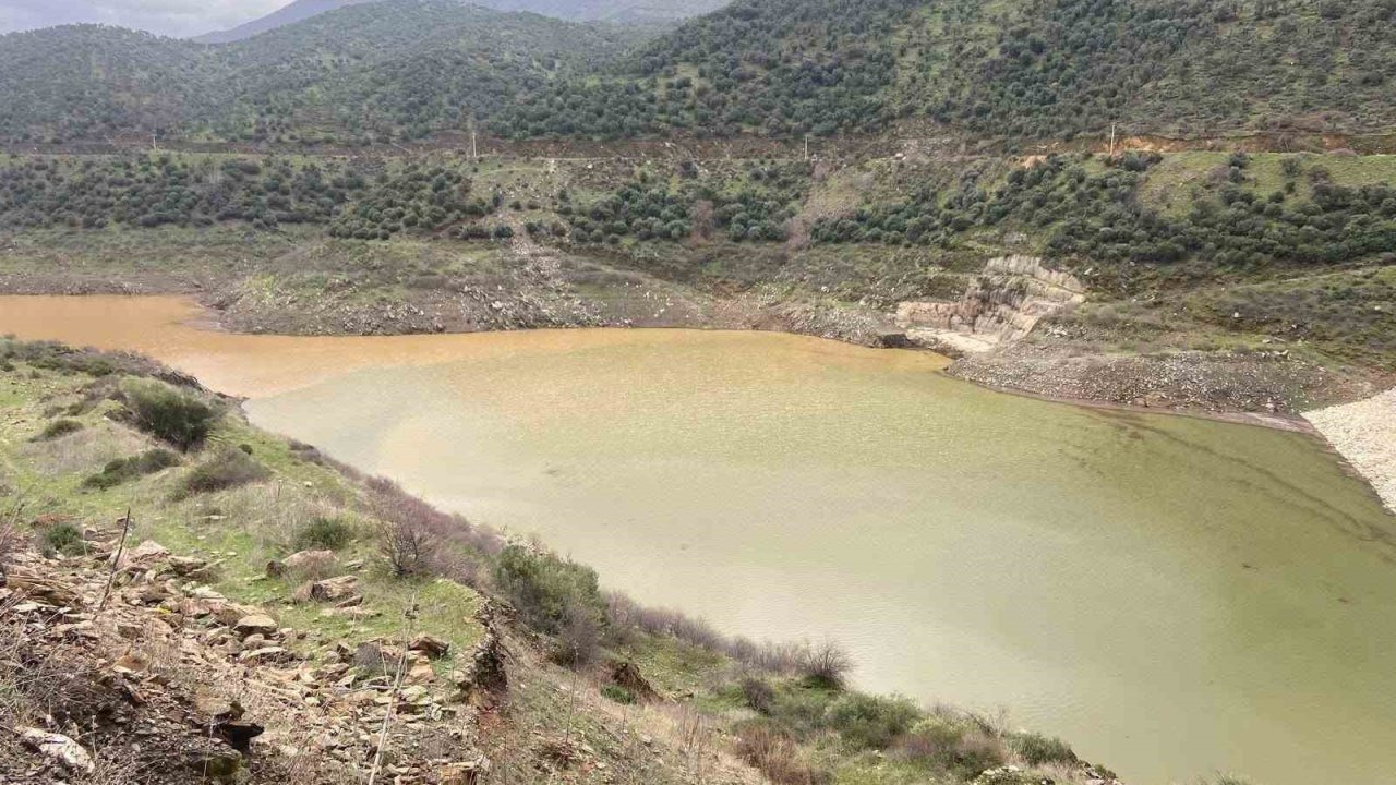 Bayındır’da yağmur bereketi: Zeytinova Barajı’nda su seviyesi arttı