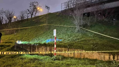 Bayrampaşa’da otoyol kenarında erkek cesedi bulundu