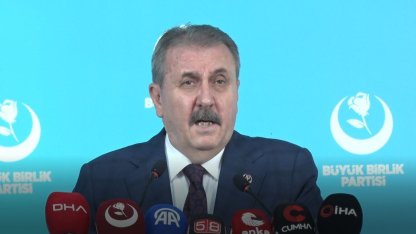 BBP Genel Başkanı Destici: "Bu millet ne kimliğinden ne de inançlarından asla vazgeçmeyecektir"