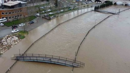 Biga’da yağış nedeniyle taşan Kocabaş Çayı dron ile görüntülendi