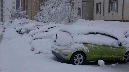 Bitlis’te kar yağışı: 62 köy yolu ulaşıma kapandı