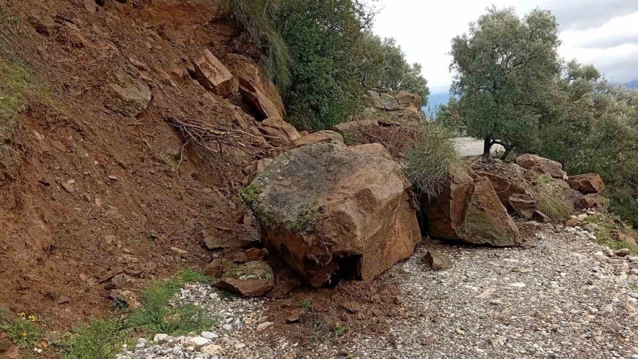 Bozdoğan Belediyesi, yağış sonrasında sahada