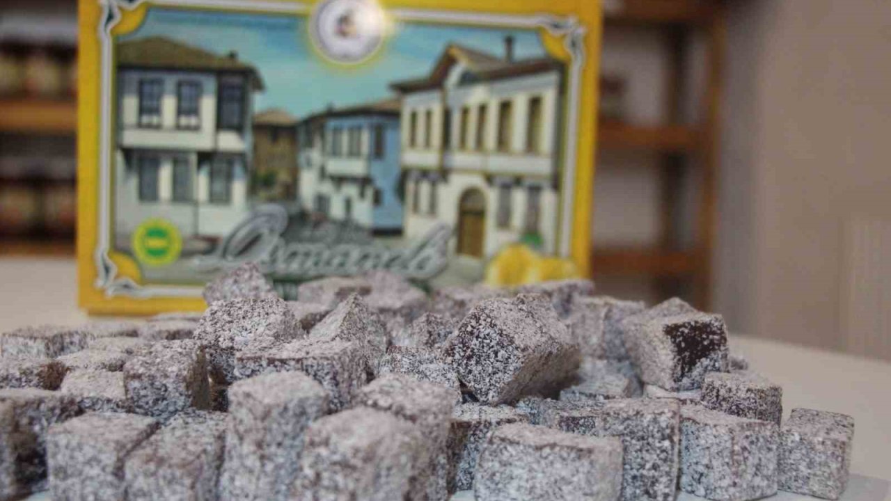 Bu tesiste günde 10 bin adet ayva ve nar lokumu üretiliyor