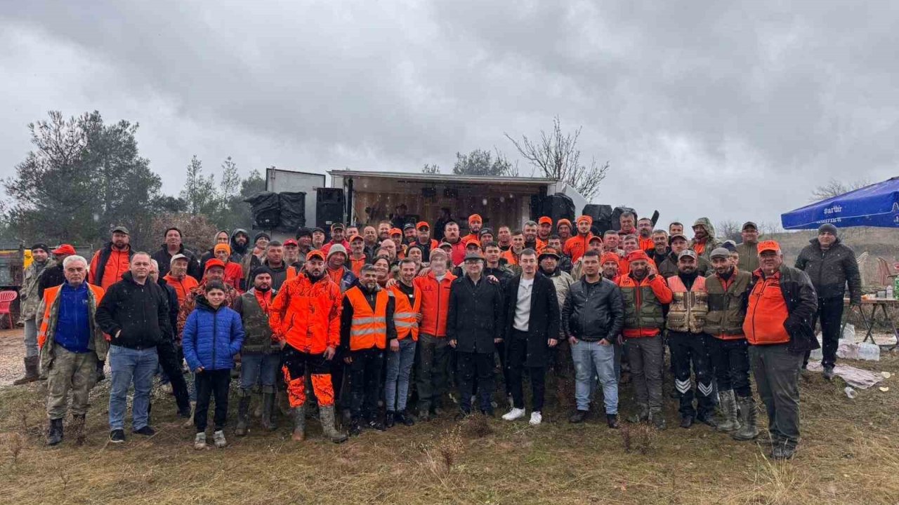 Buldan’da düzenlenen resmi avda 56 yaban domuzu avlandı