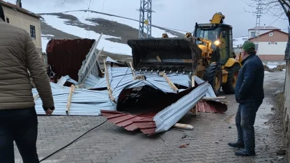 Bünyan’da şiddetli rüzgârın izleri hızla silindi