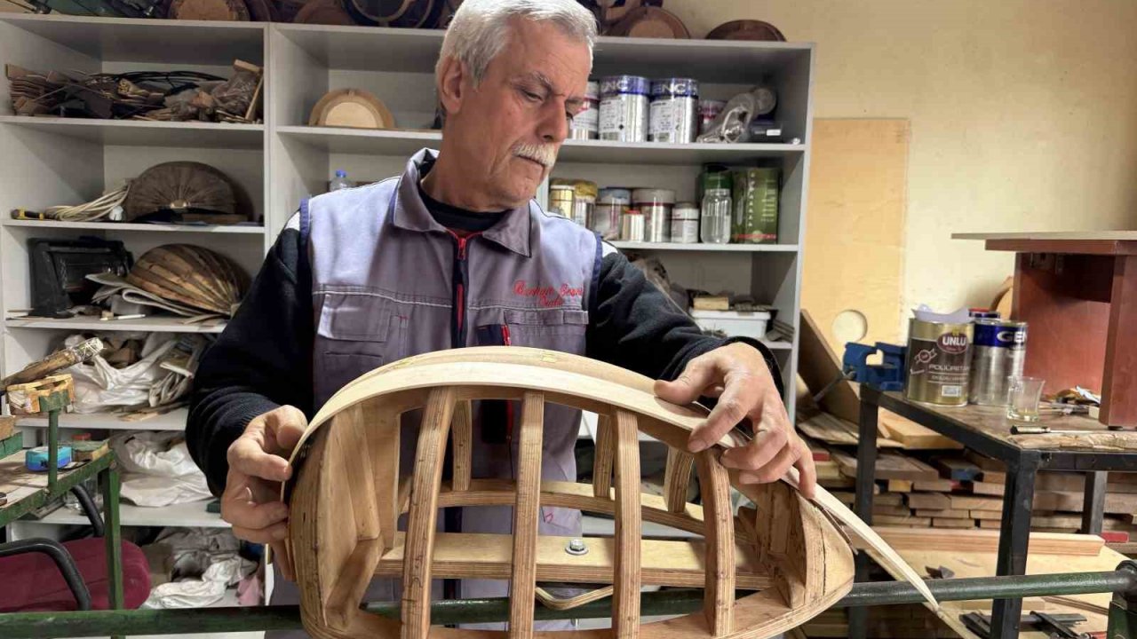 Burhan ustanın kişiye özel udları dünyaya açılıyor