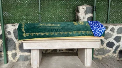 Bursa’da kalp krizi geçiren lise öğrencisi son yolculuğuna uğurlandı