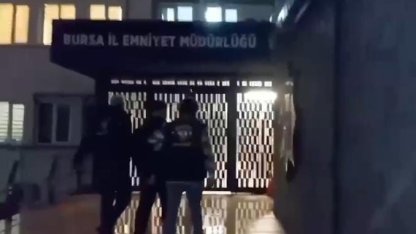 Bursa’da kuyumcuya silahlı yağma girişiminin şüphelisi yakalandı