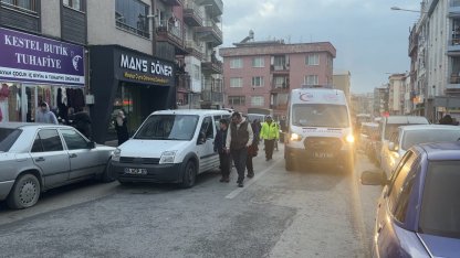 Bursa’da otomobilin çarptığı yaya yaralandı