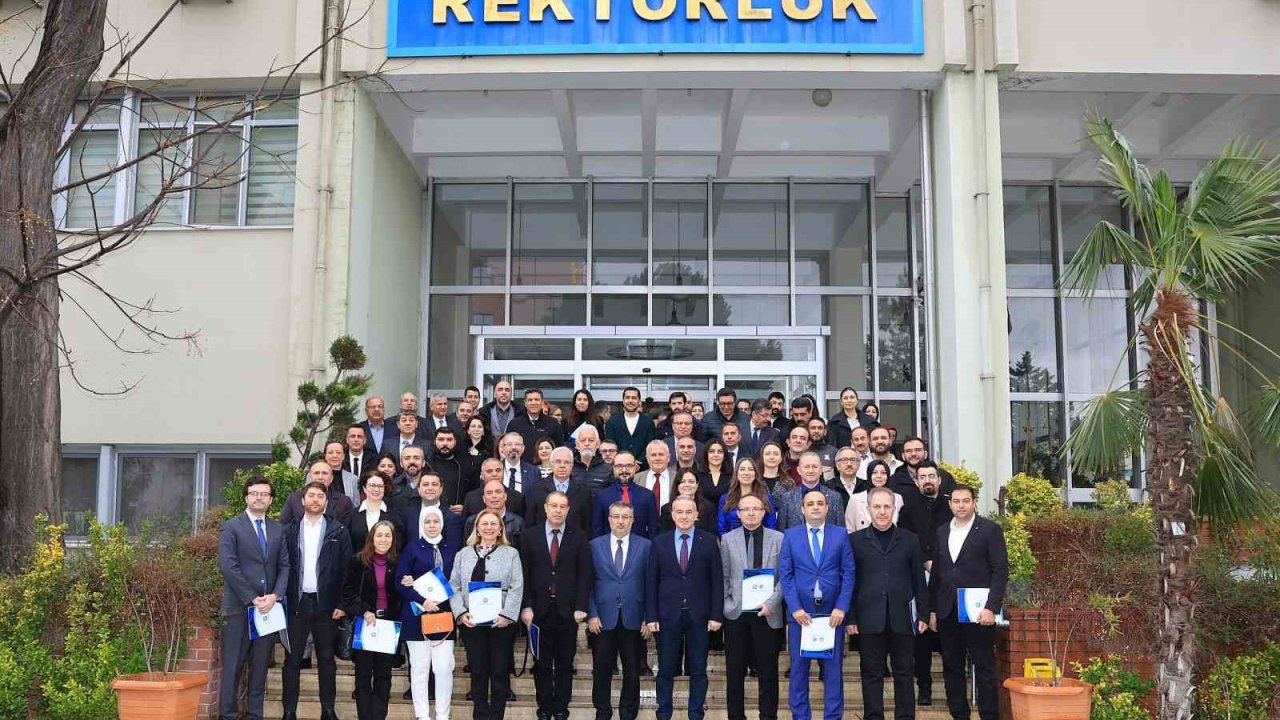 BUÜ’de akredite olan programlara teşekkür belgesi