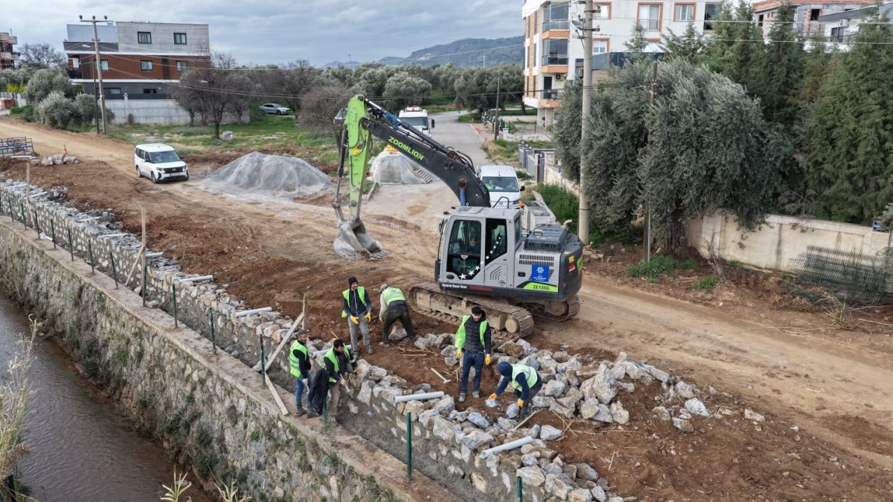 Büyükşehir, Aydın’da çalışmalarını sürdürüyor