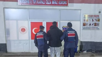 Çiçekdağı’nda kişisel verileri ele geçiren 3 kişi tutuklandı