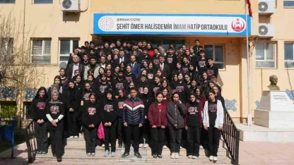 Cizre Kaymakamı Baycar, lise öğrencilerine tavsiyelerde bulundu