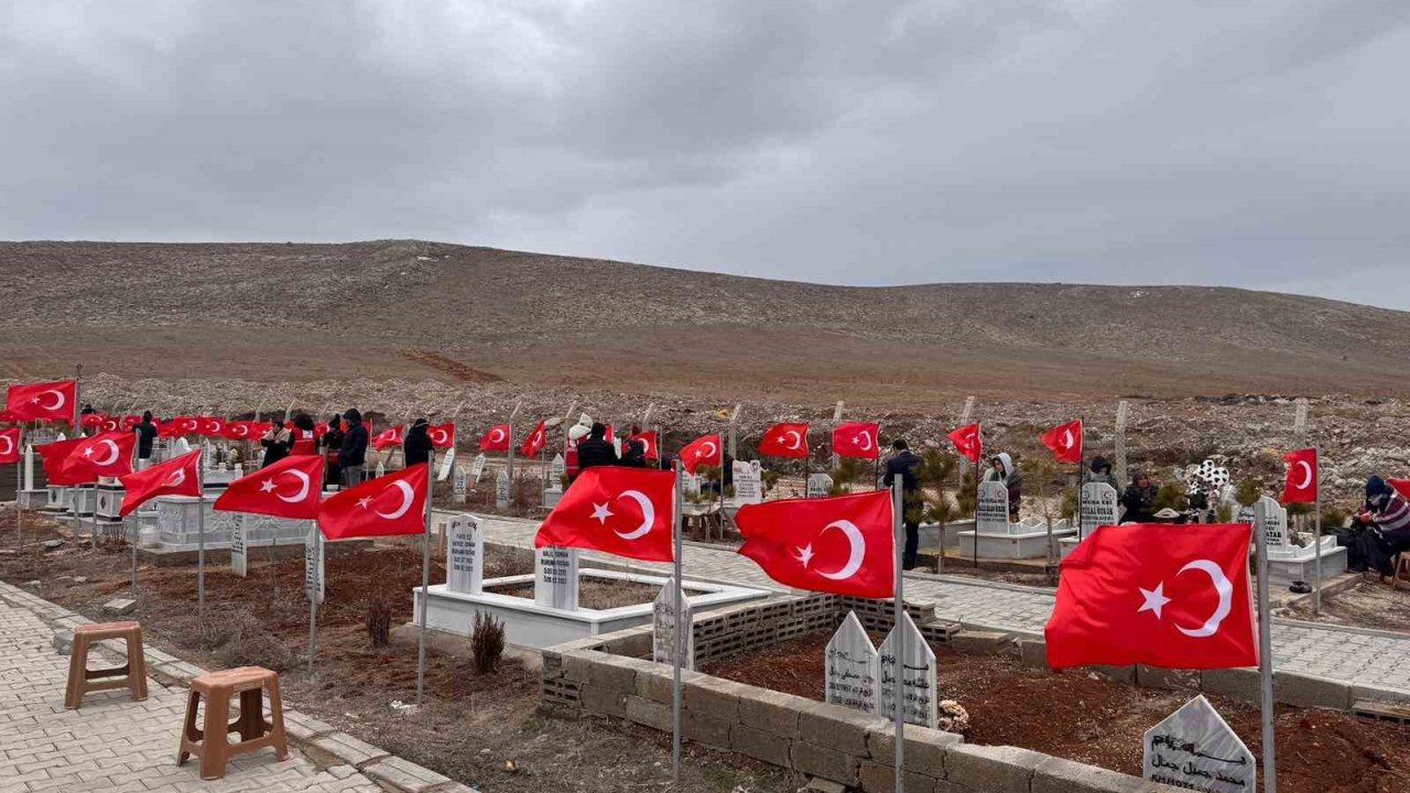 Çorum Belediyesi kardeş şehir Afşin’i deprem felaketinin yıldönümünde yalnız bırkmadı