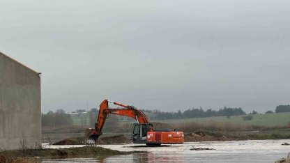 Değirmendere deresi taştı, tarım arazilerini ve iş yerlerini su bastı