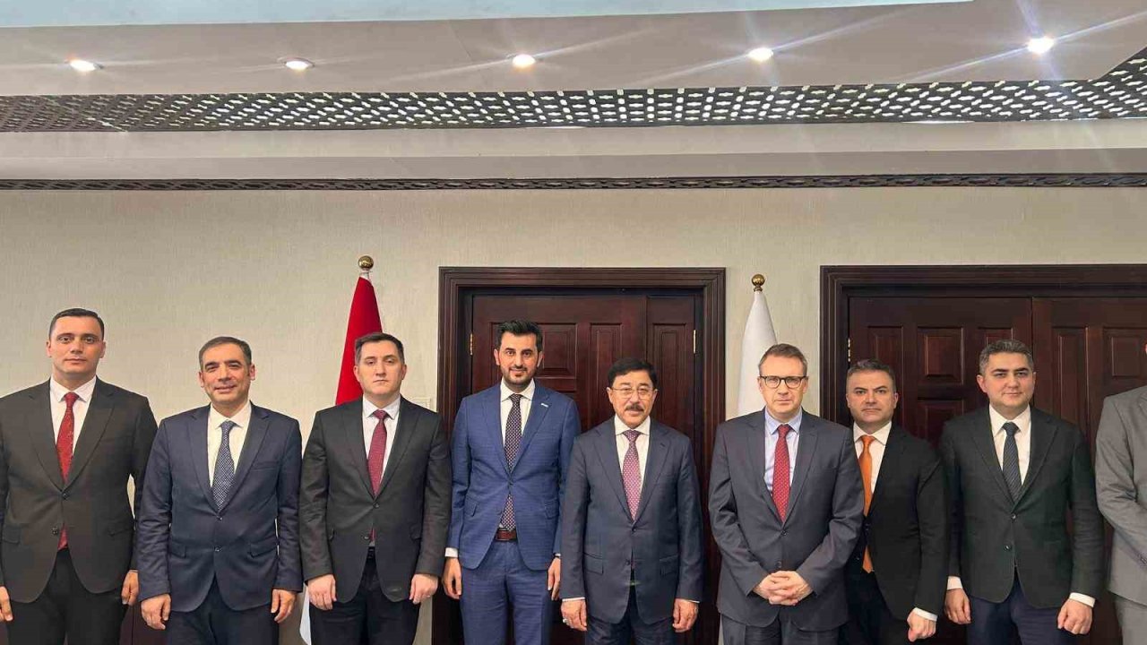 DEİK/Türkiye-Irak İş Konseyi Başkanı Halit Acar, Irak Merkez Bankası Başkanı Al-Alaq ile görüştü