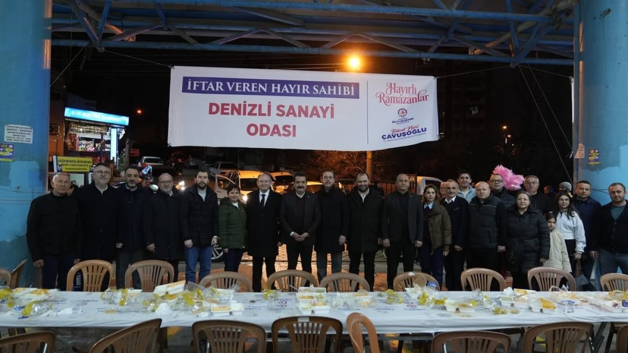 Denizli Sanayi Odasının iftar sofrası Fatih Mahallesi’nde kuruldu