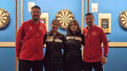 Denizlili dartçılar Hollanda’da tarih yazdı