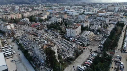 Depremde bin 200 insana mezar olan 600 konutlar ihya süreciyle birlikte yeniden vatandaşlara yuva oldu