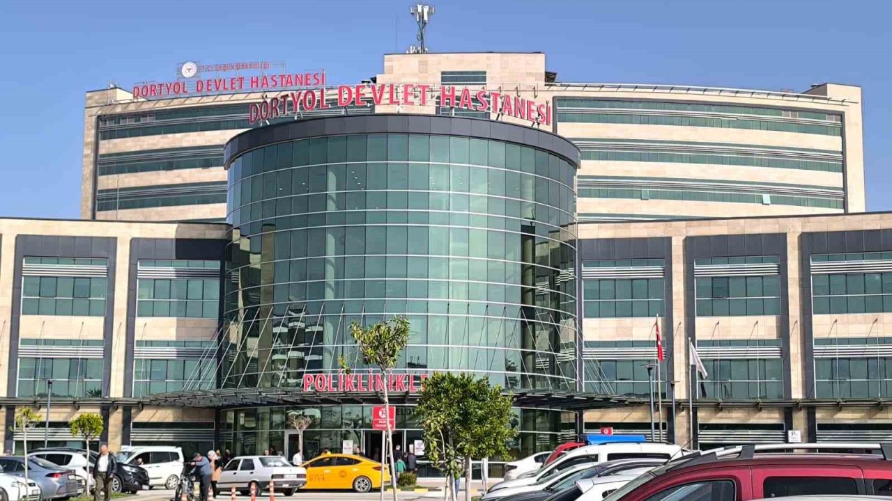 Doktordan habersiz adına bin 327 reçete yazan ’sahte reçete’ çetesi çökertildi