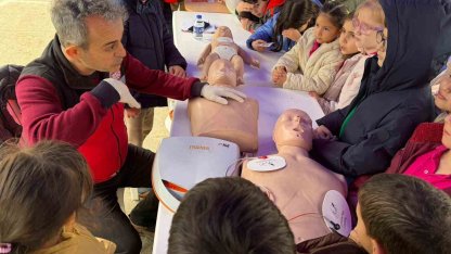 Düzce’de çocuklara afet eğitimleri sürüyor