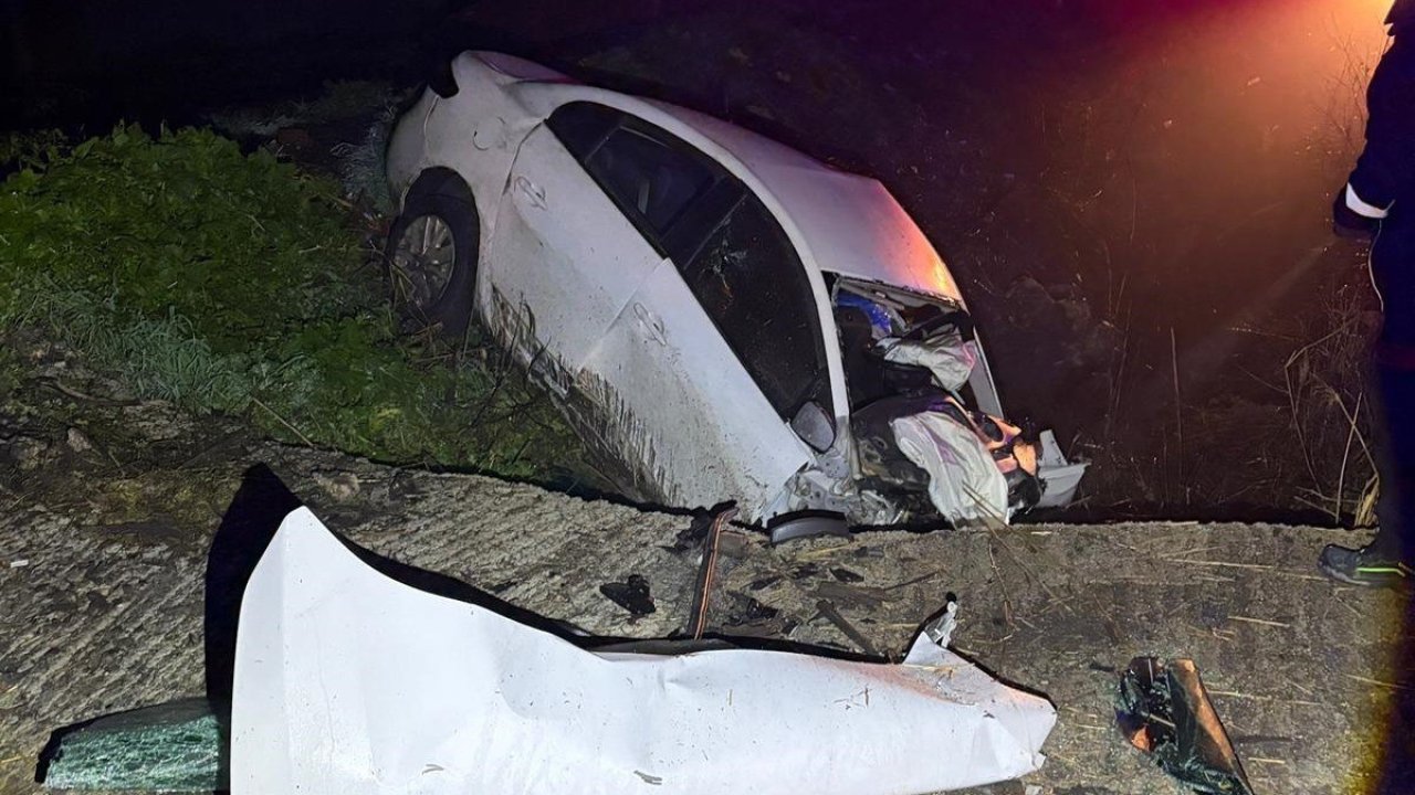 Edirne’de şarampole devrilen otomobildeki 2 kişi hayatını kaybetti