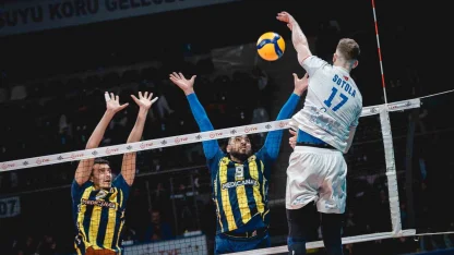 Efeler Ligi: Halkbank: 3 - Fenerbahçe Medicana: 0